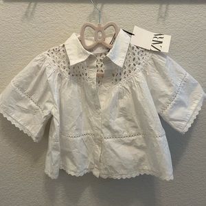 Zara blouse top, white sz 6. Eyelet, button up. NWT